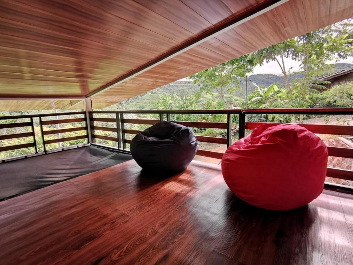 Cabana Hamacas Картаго Екстериор снимка
